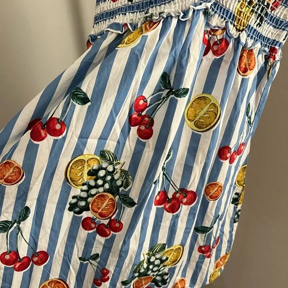 Mandy Smocked Dress - Picture 3 of 5